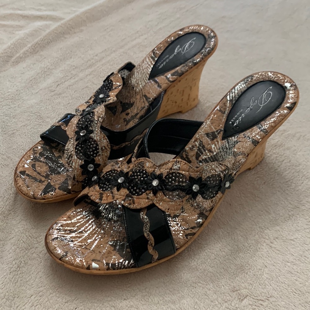Wedge sandals